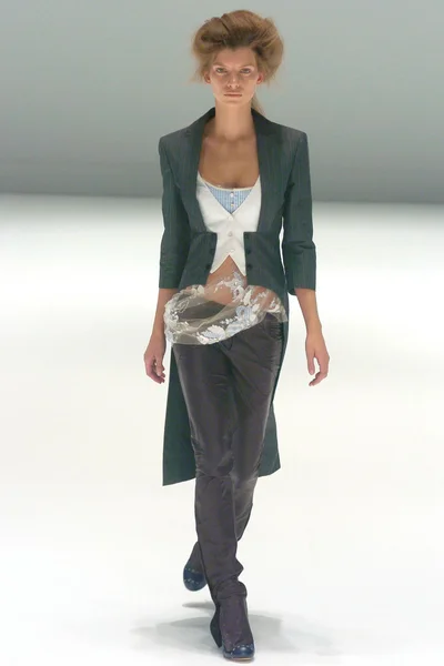 Look 2